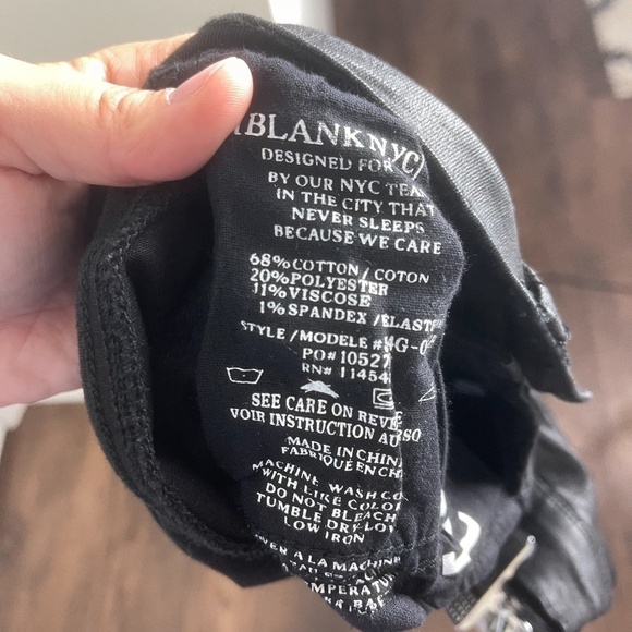Blank NYC Black Sheer Mini Skirt Women Size 25 - Picture 6 of 6